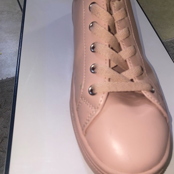 Guess flat shoes - Picture 2 of 6